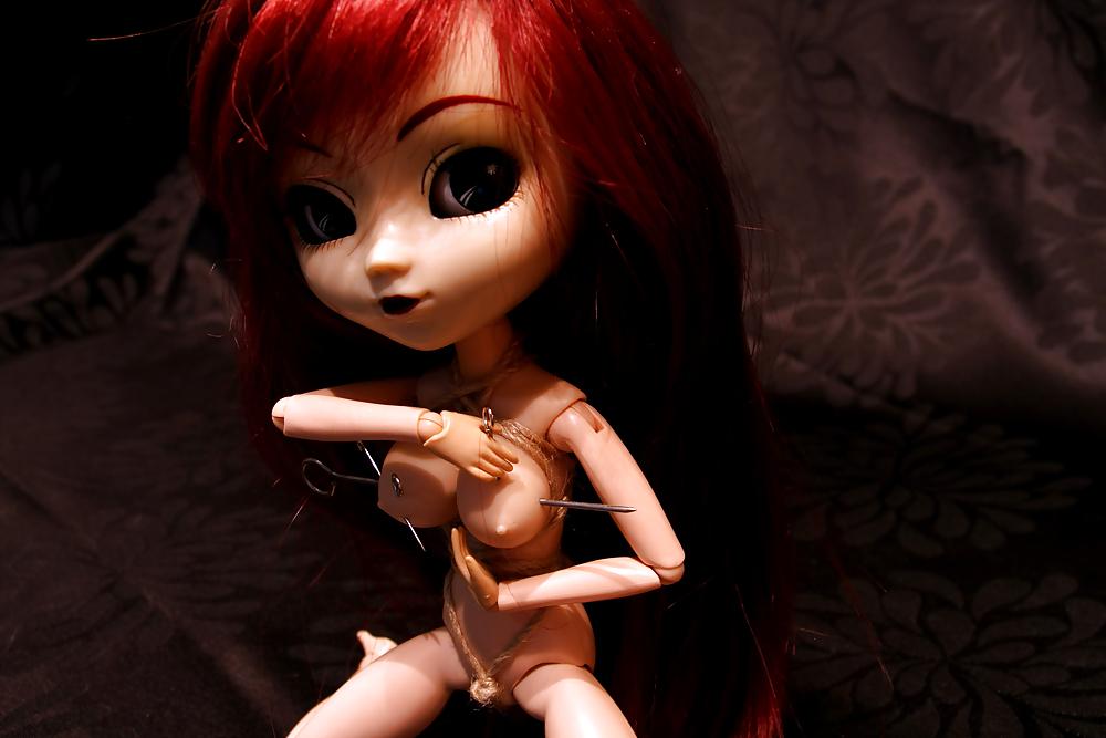 21P A little doll bondage