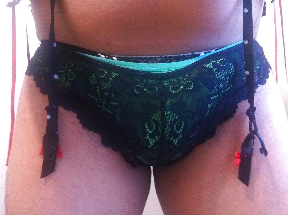 15P Friend's wifes panties from housesitting.