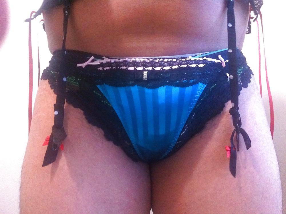 15P Friend's wifes panties from housesitting.