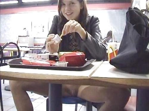25P Public pussy flashing. More smut on the street.