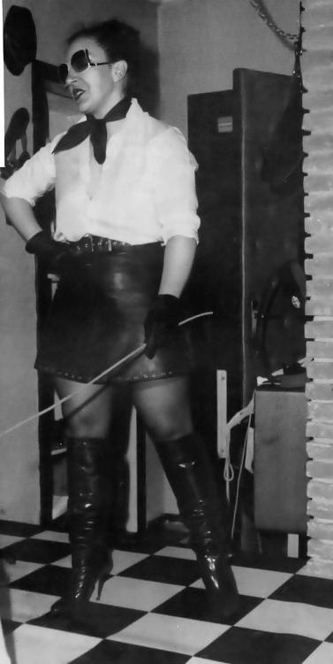 25P Women of Absolute Power