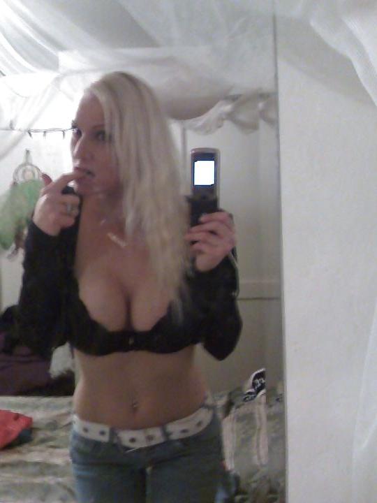 4P Blonde milf with body
