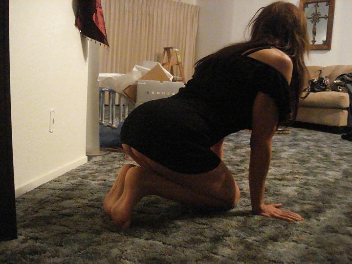 4P Blonde milf with body