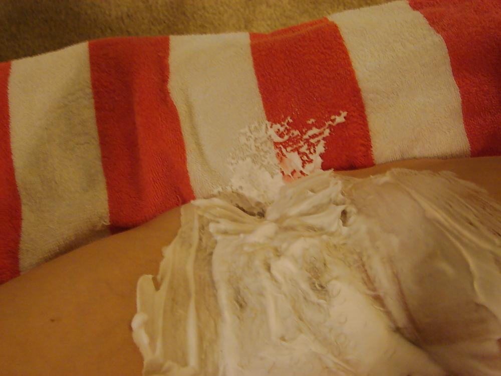 7P Shaving the wife's pussy