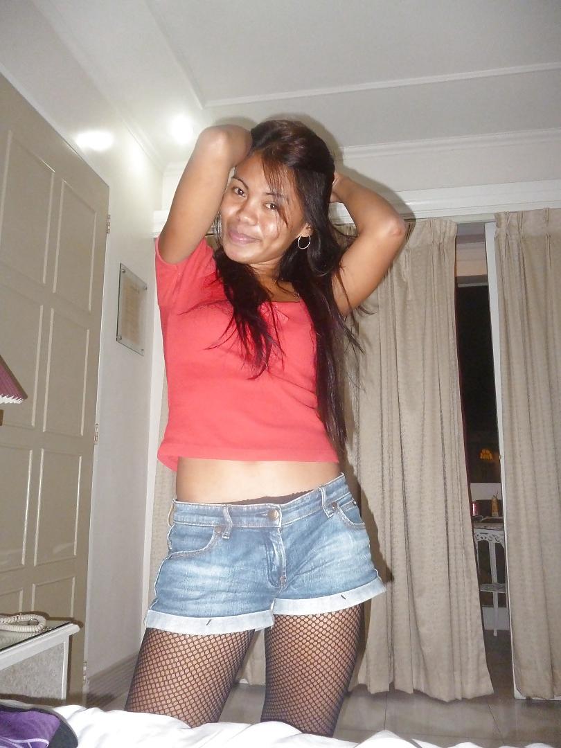 11P My 18 Year old Filipina Sex Doll