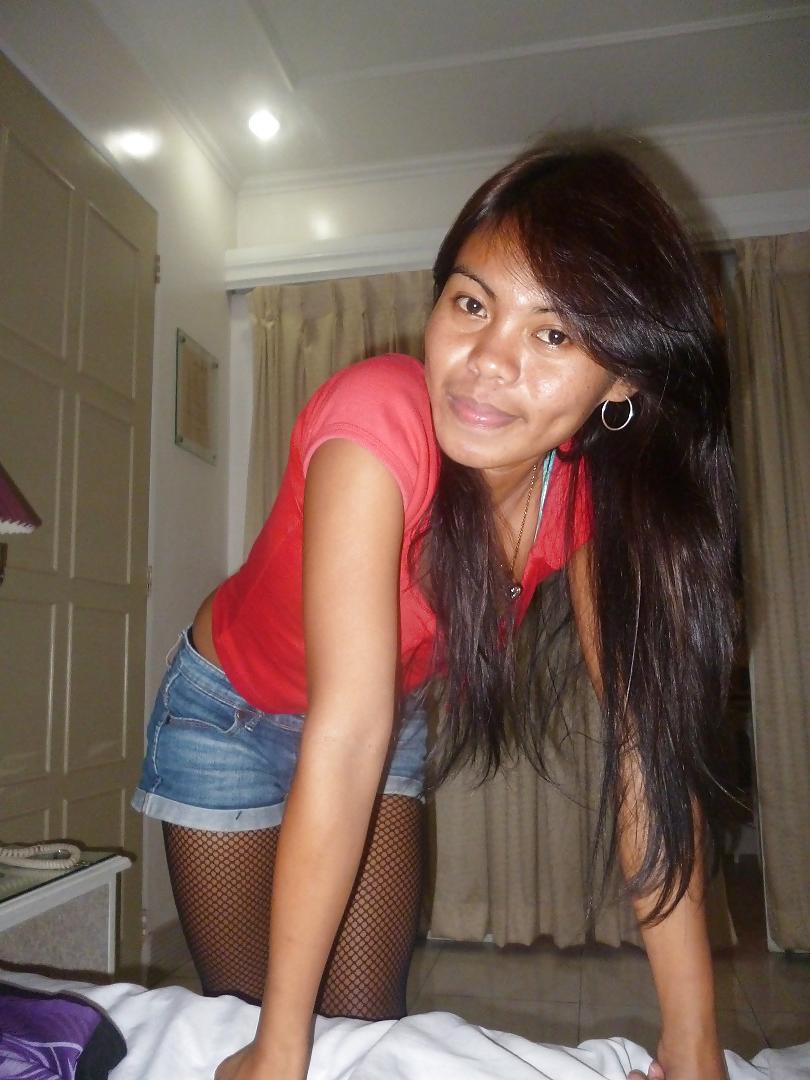 11P My 18 Year old Filipina Sex Doll