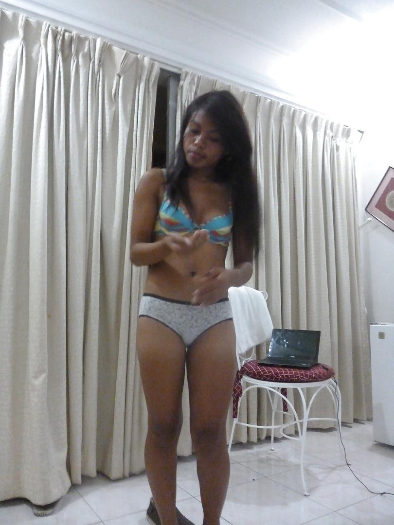 11P My 18 Year old Filipina Sex Doll