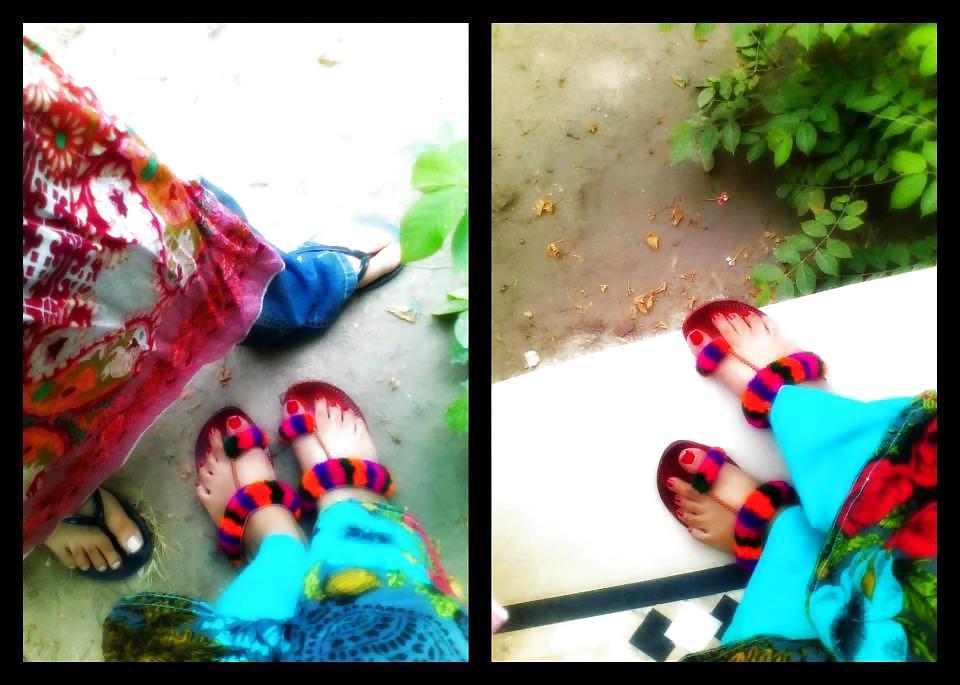 25P Contribution by adolg - indian feet, hands, painted nails