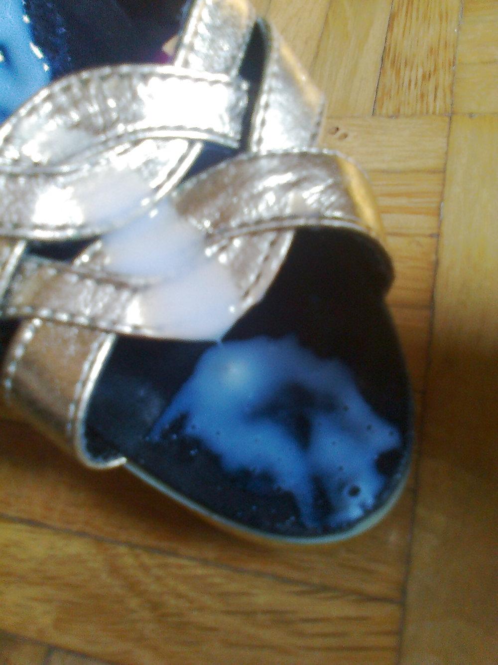 14P Golden Peep Toe Heels