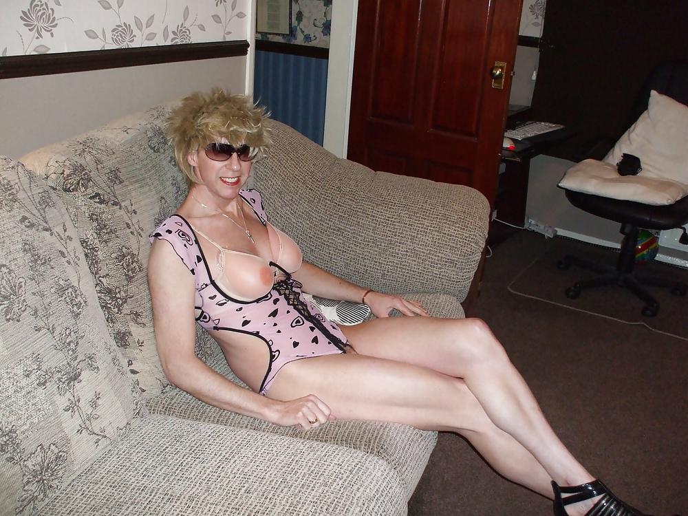 25P Pink bodystocking
