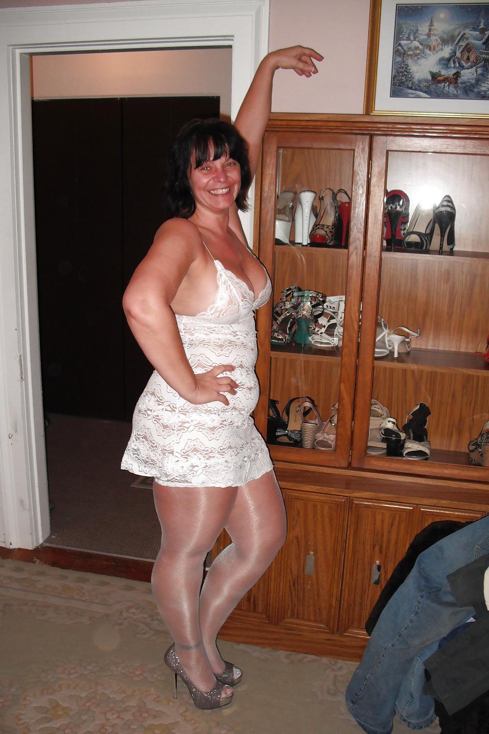 19P Canadian cougar anne in white