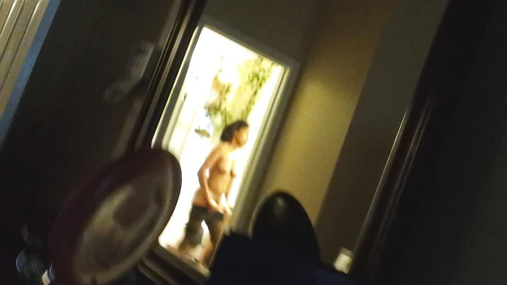 8P Candid wife1
