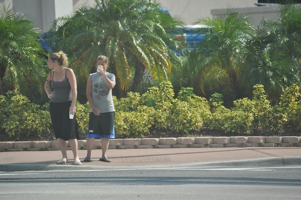5P Two Hookers On a Corner