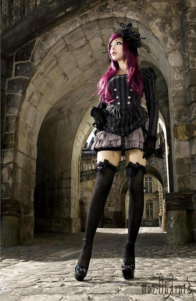 25P Gothic V