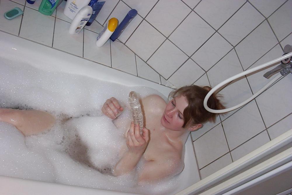 13P Blonde german girl in the bathtube - N. C. 