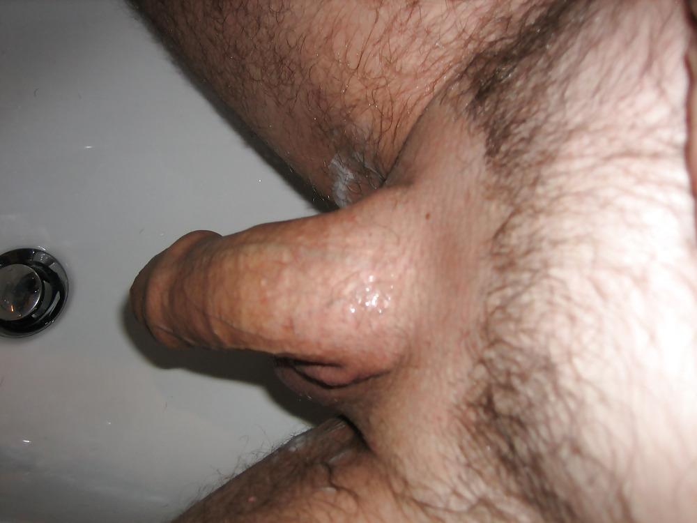 13P Slut is shaving