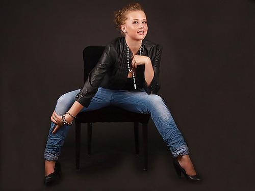 25P Dutch Teens in Leather Jackets