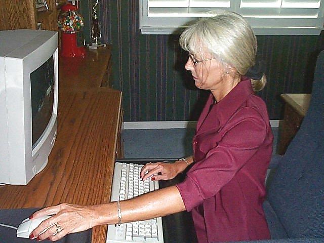 14P Hot Mature Anne in her Home Office