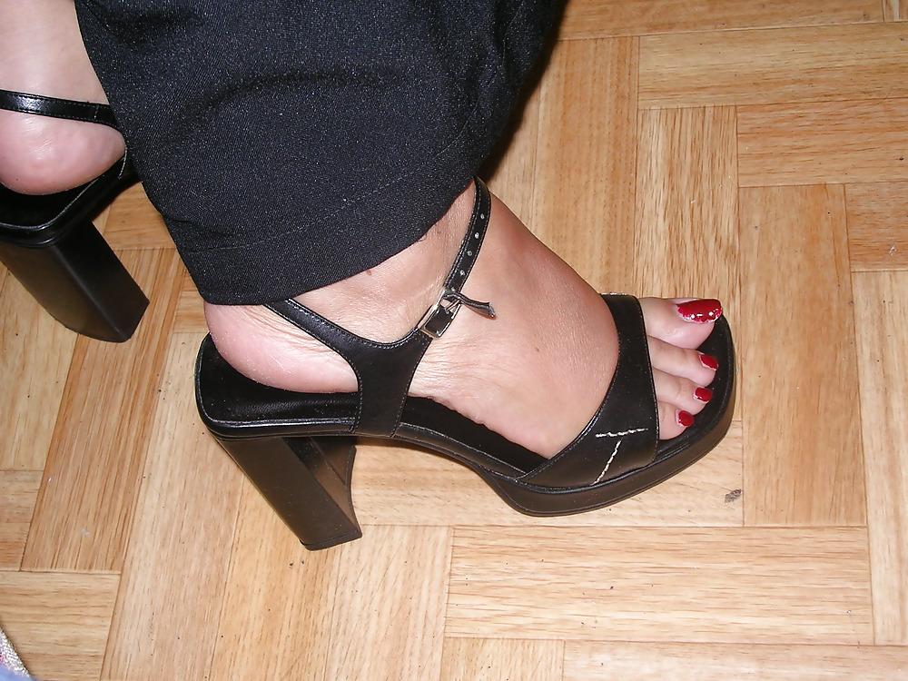 18P Feet of my friend girl