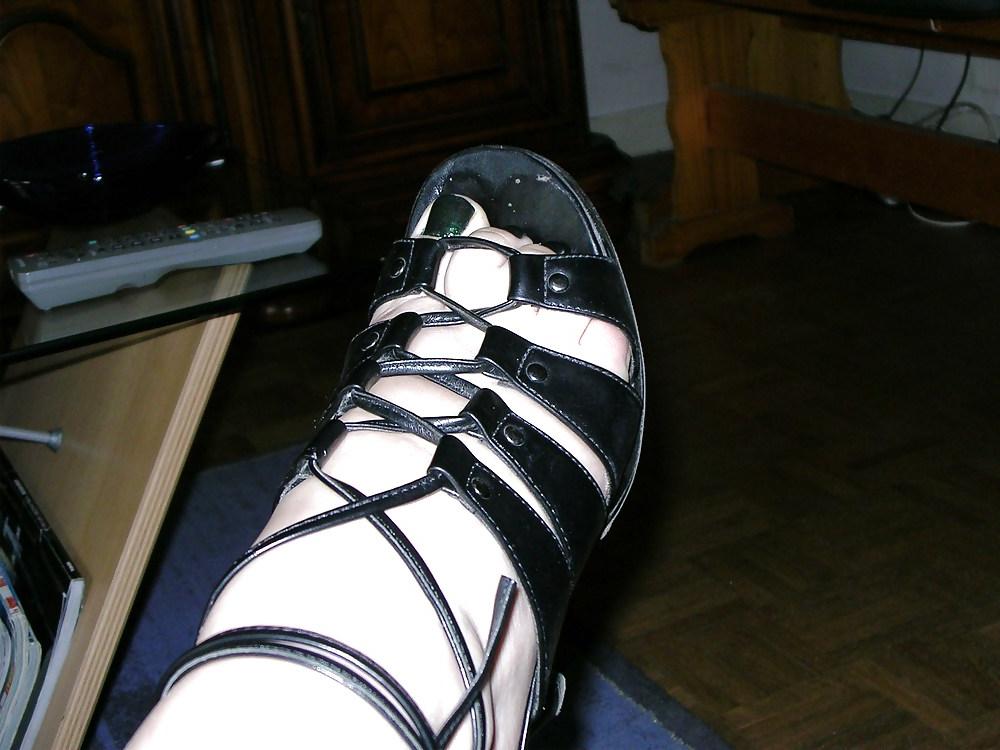 18P Feet of my friend girl