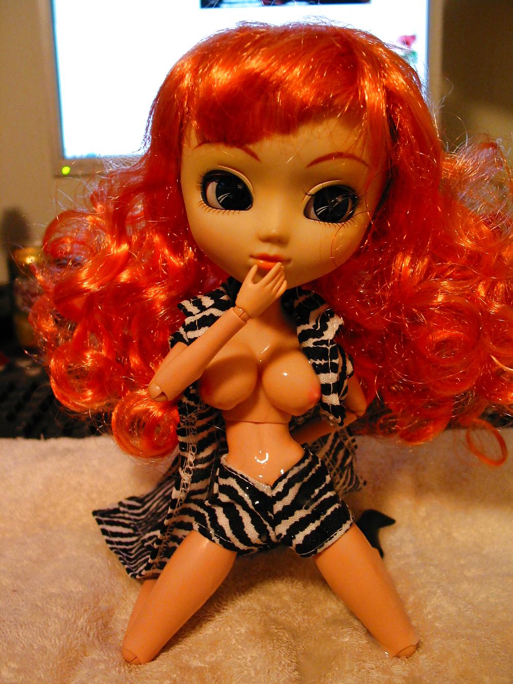 4P Doll Girl Wants Cum...