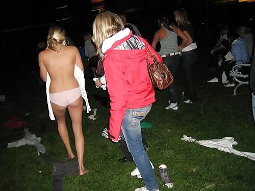 25P Party Girls 2