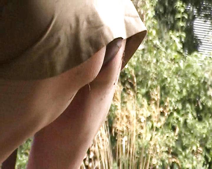 14P Park Upskirts