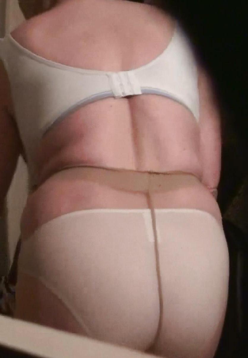 9P More pantyhose
