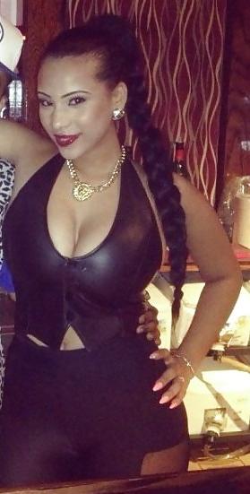 8P If you gonna ride this ass, you must pull my plait of hair..