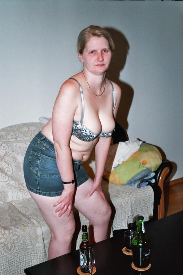 10P SAG - Wife's Hot Body In Short Tight Slinky Denim Skirt 13