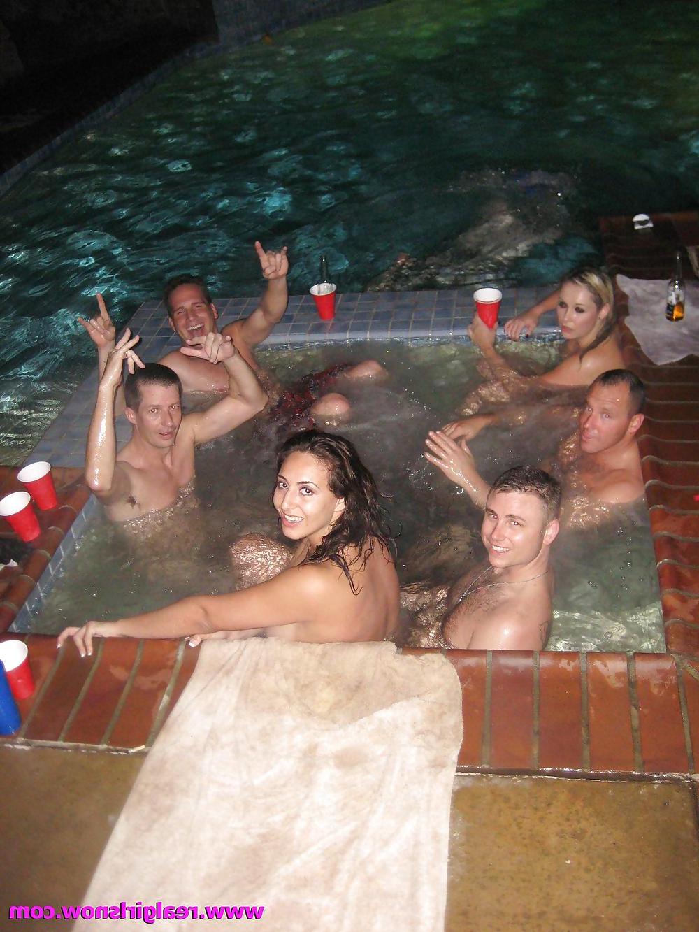 13P Amateurs Swingers Party In San Diego