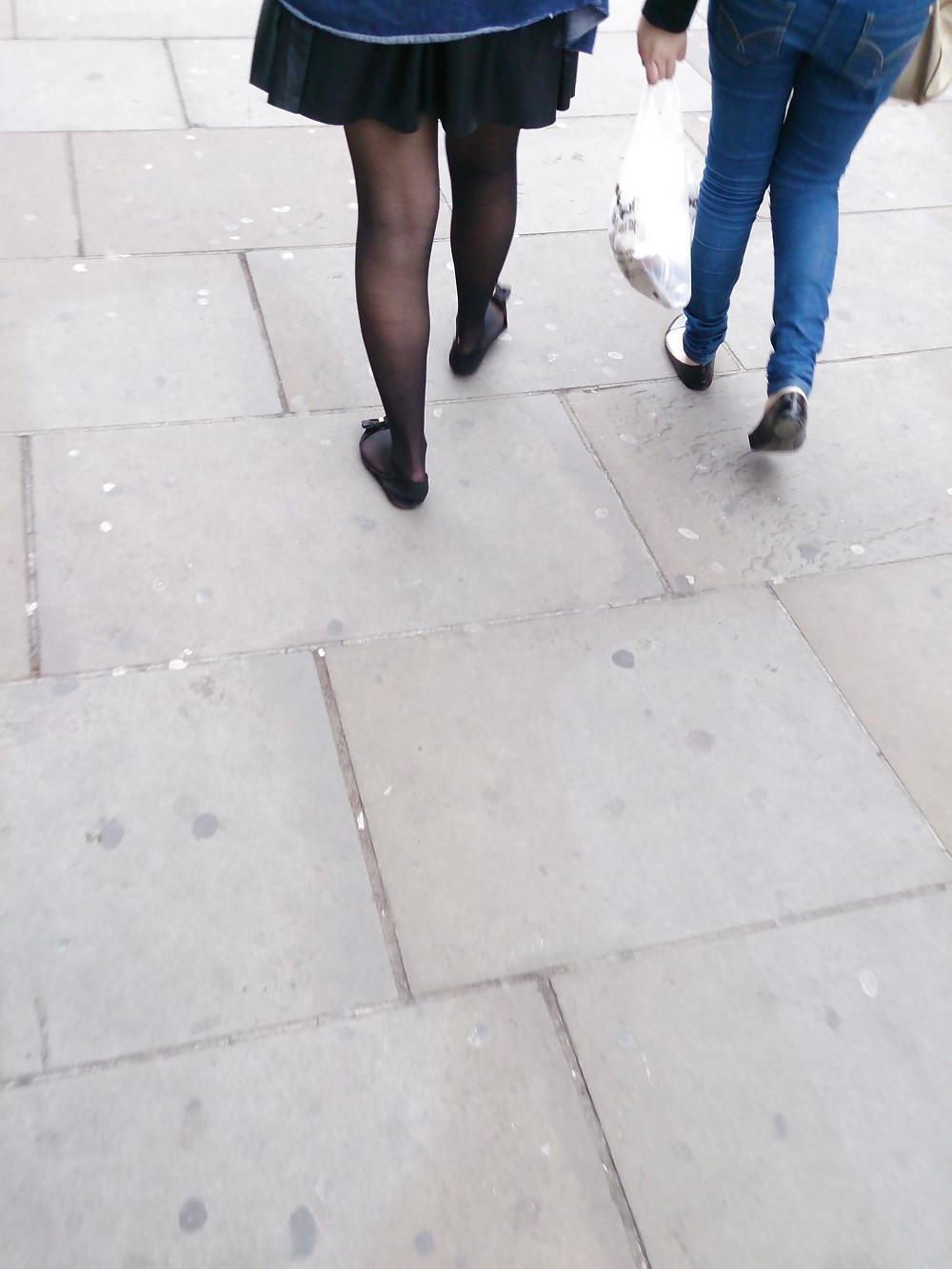 25P Candid legs and stockings pantyhose from London