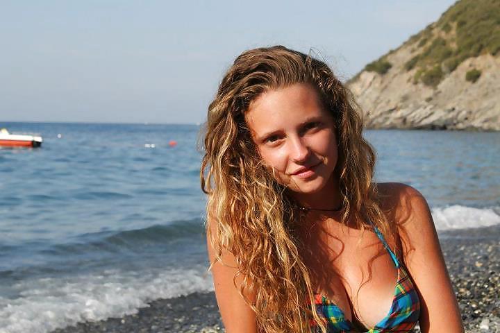 25P Teens on holiday part1