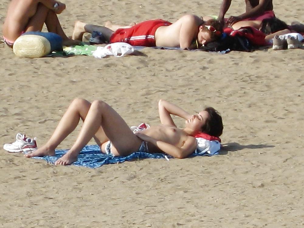 25P The beach 186