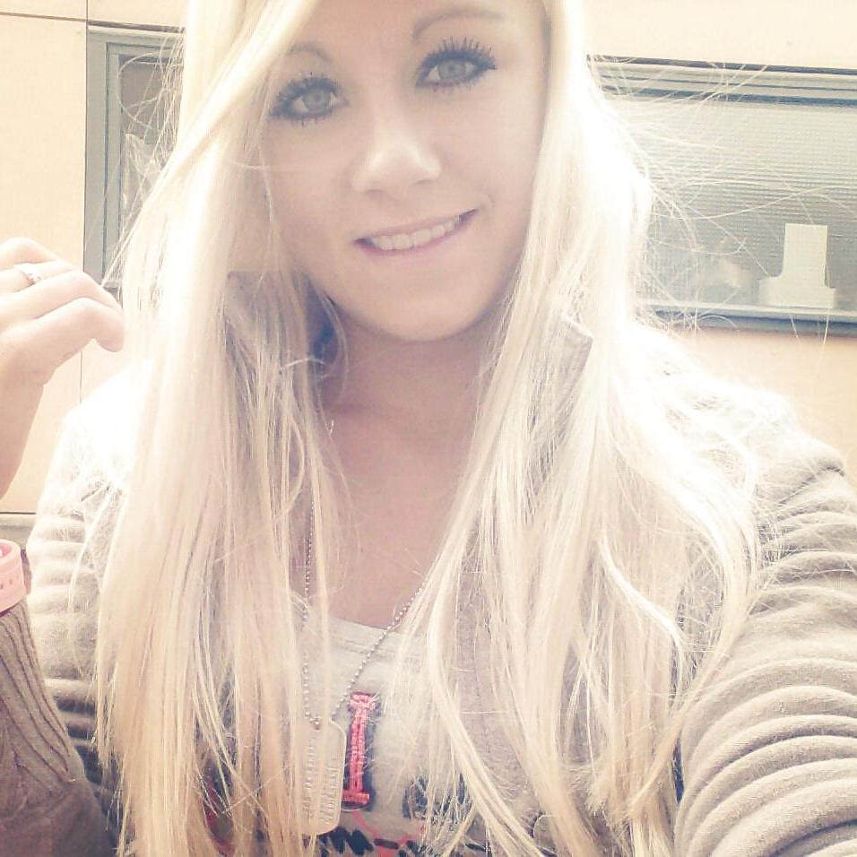 25P Dutch slut 15