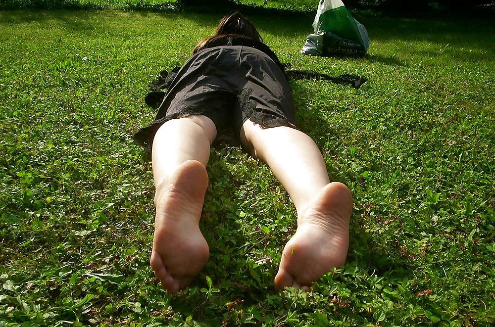 25P Gothic Foot Queens - Tina