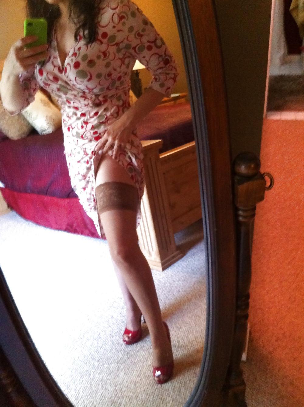 25P Sexy Secretary at Home