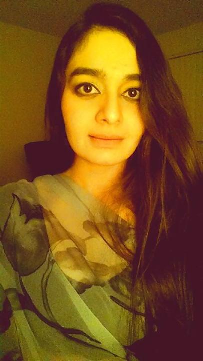 25P Delicious Paki Doctor needs your COCK!
