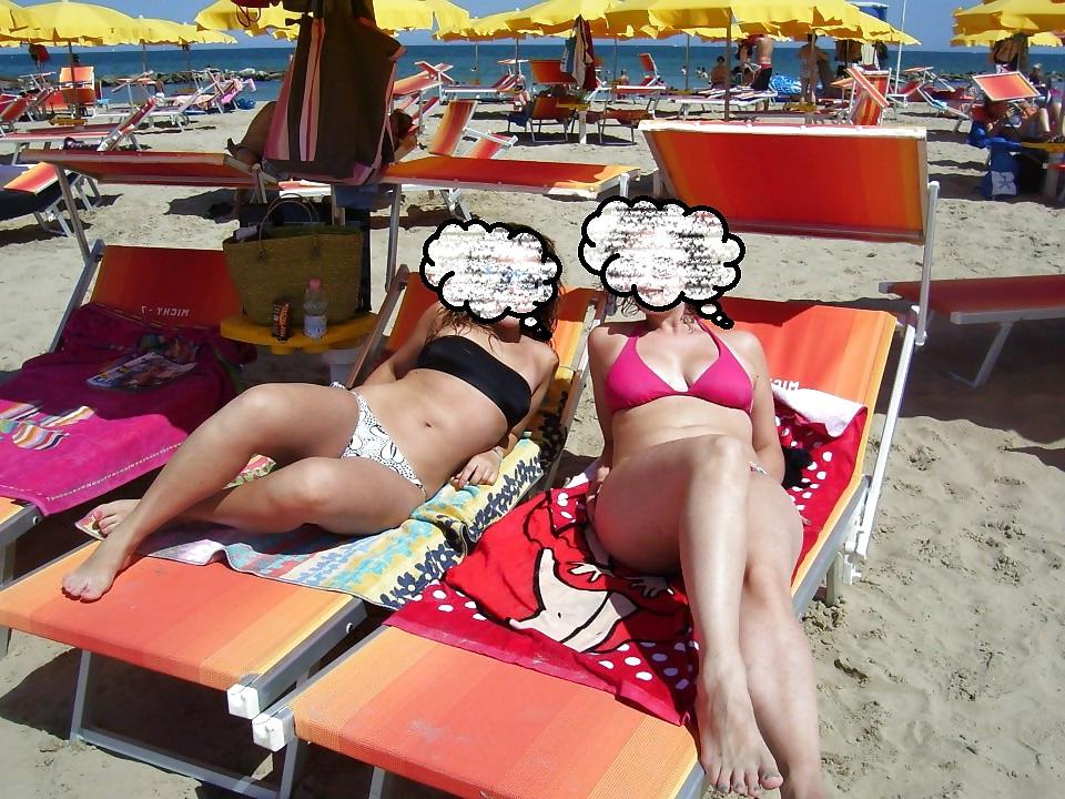 5P Stolen pics of bikini friend