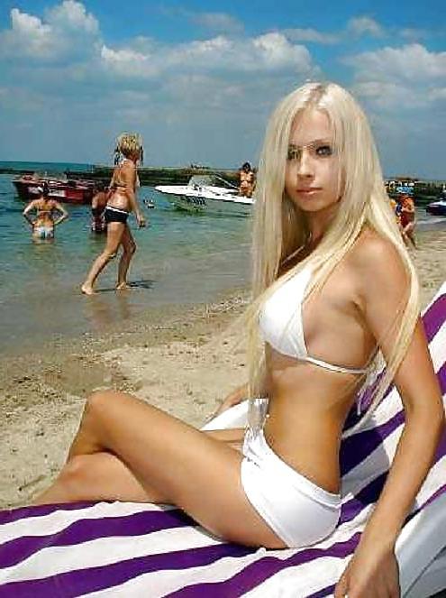 10P Dutch girl: Marijke