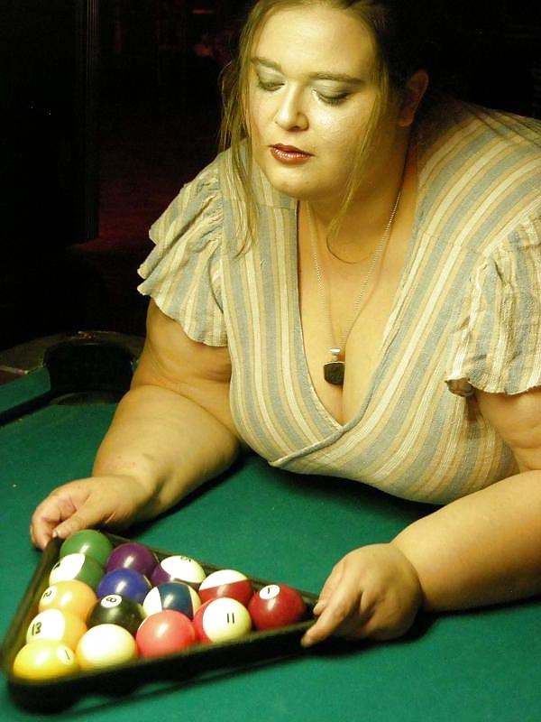 21P Kat bombshell