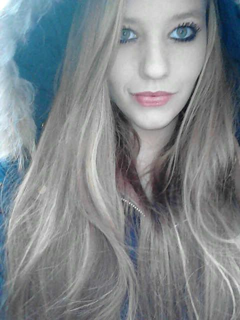 25P Dutch slut 24