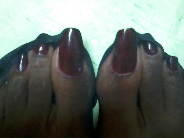 25P Beautiful long toenails