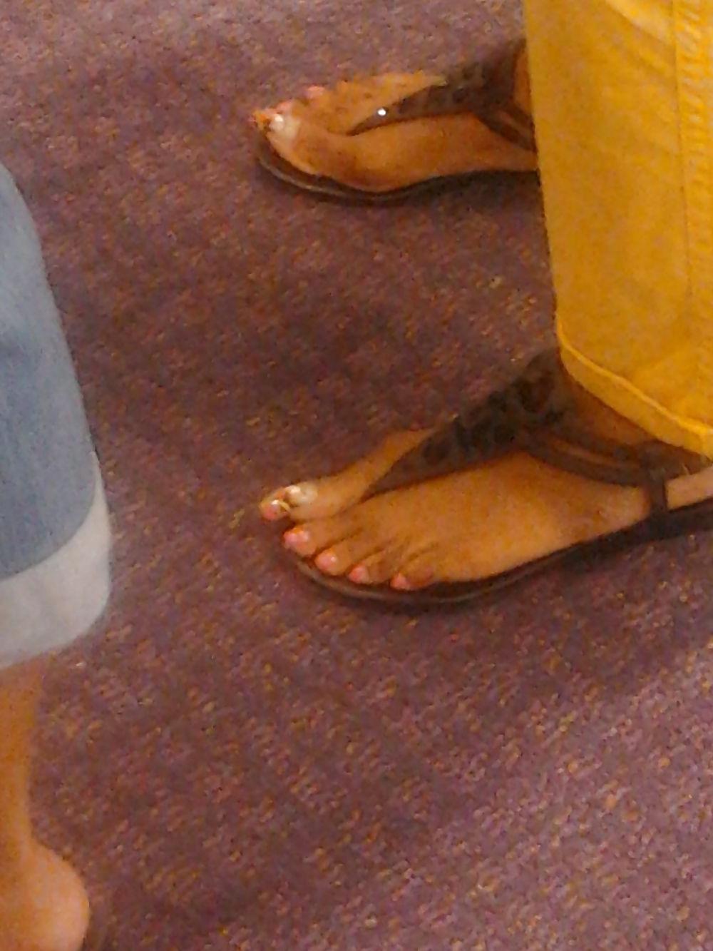 25P Beautiful long toenails