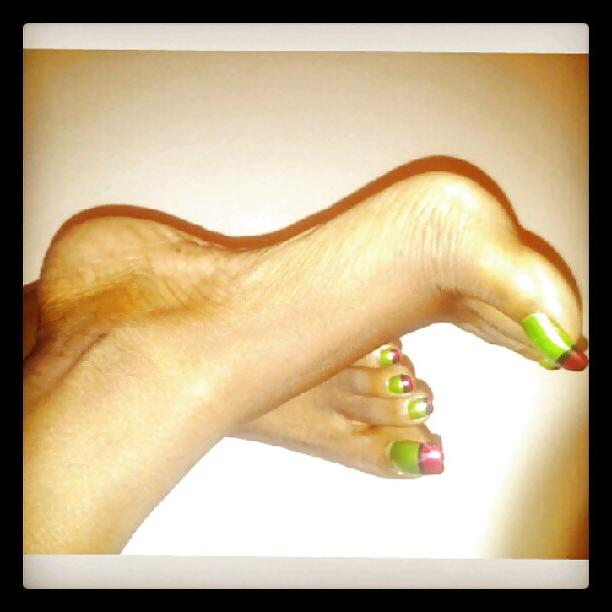 25P Beautiful long toenails