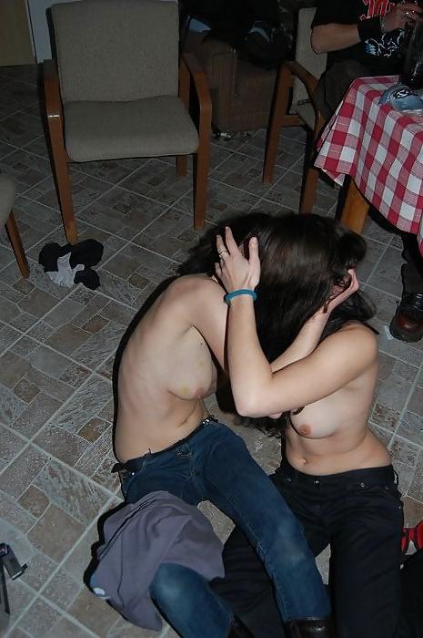 25P Hot lesbian party