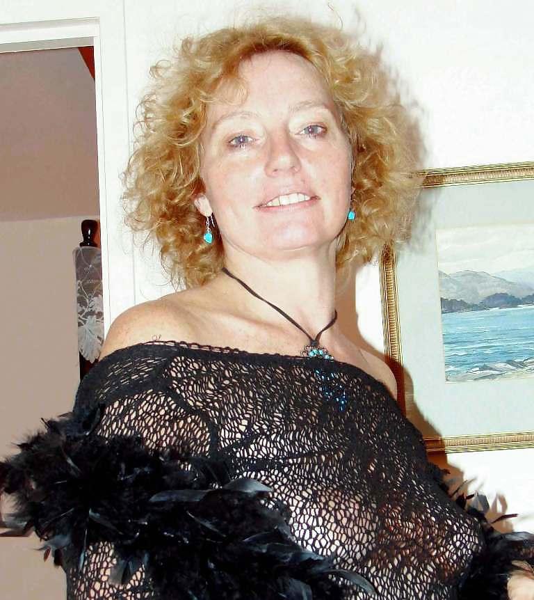 25P MATURE CANADIAN SLUTS part 2