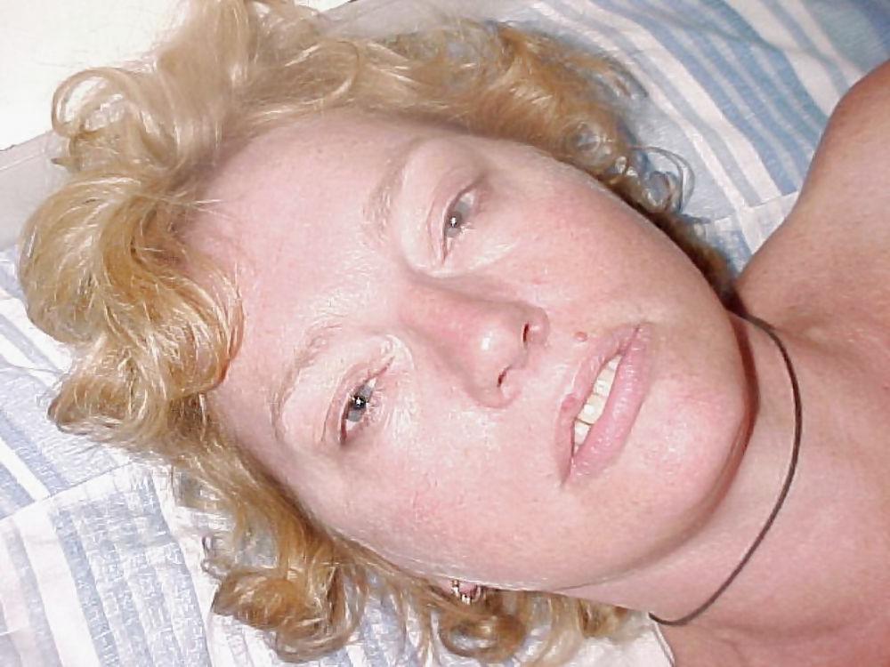 25P MATURE CANADIAN SLUTS part 2