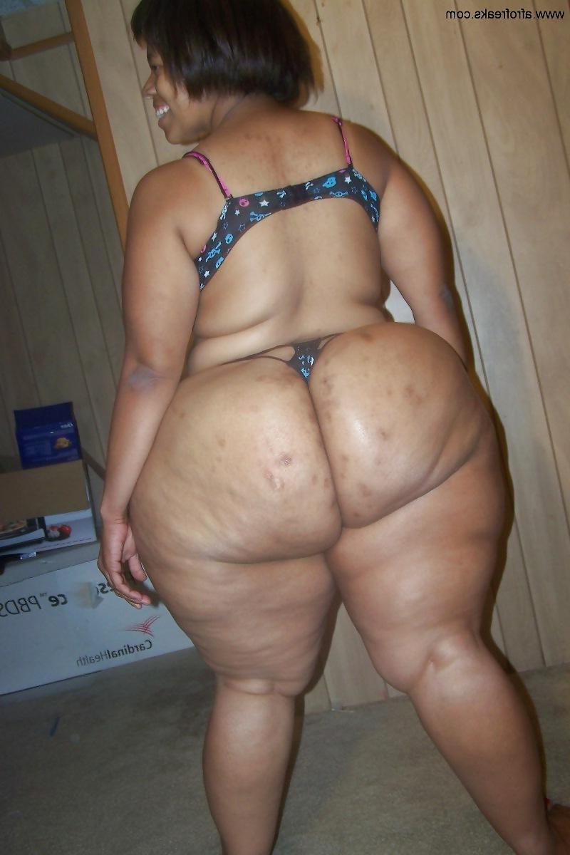 25P Gigantic: A TRUE Monster Azz