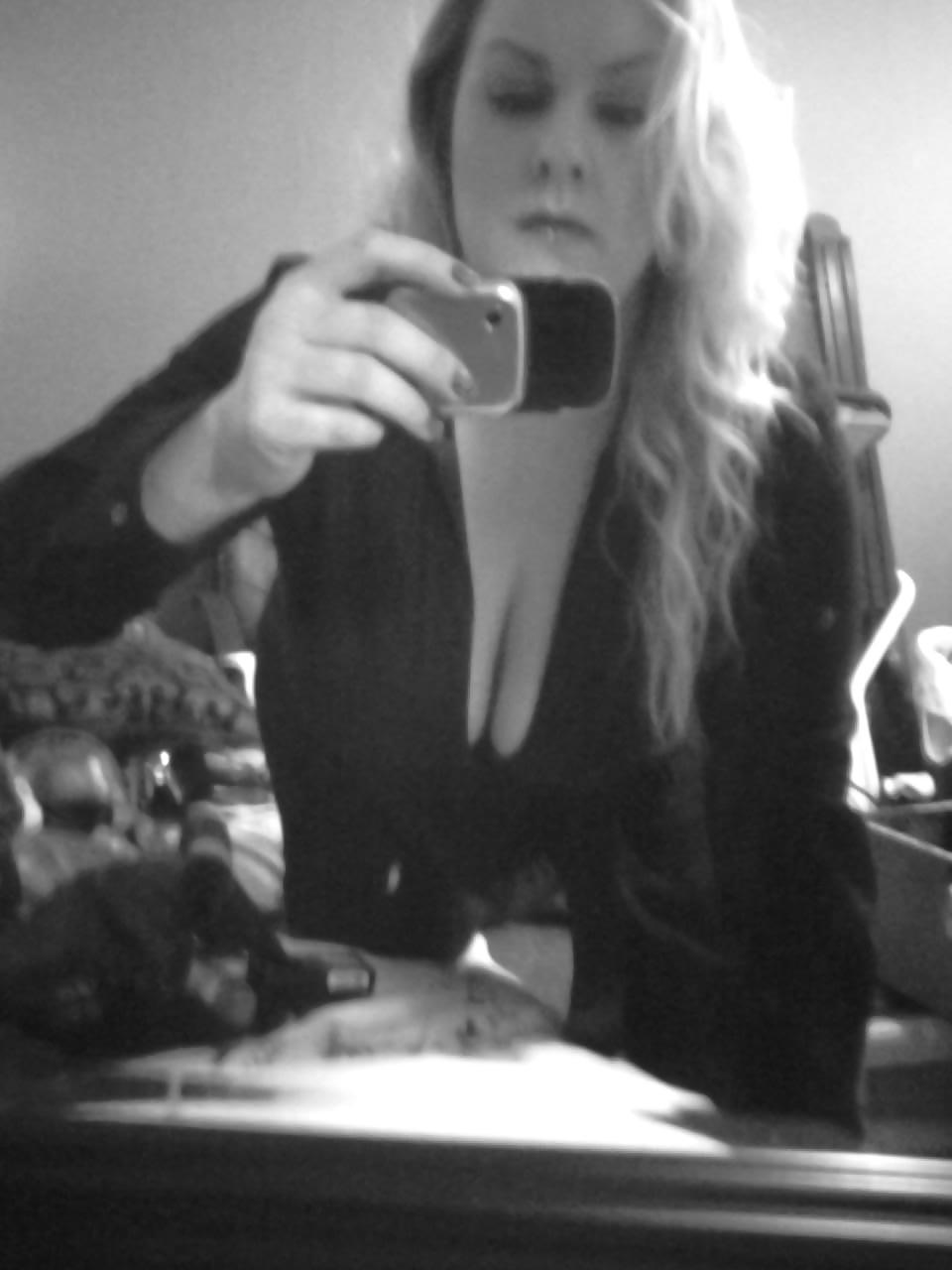 25P PAWG Milf, Plz Rate And Leave Comment